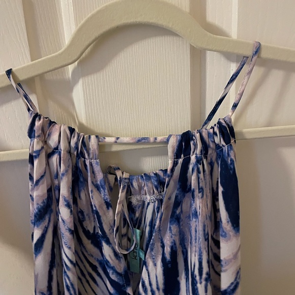 Beautiful high low dress - Picture 2 of 3